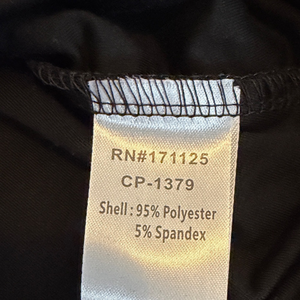 Truly Lovely Sleeveless Black RNWY Top w/ Simply Gorgeous Back RNWY NWT Med ❤️ - Picture 7 of 7